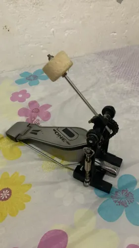 Pedal de bateria D-one