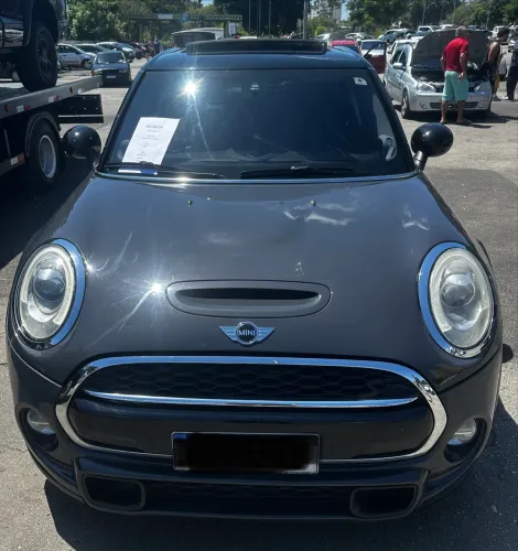 Mini Cooper S 2.0 Turbo 16V 5P Aut. 2015