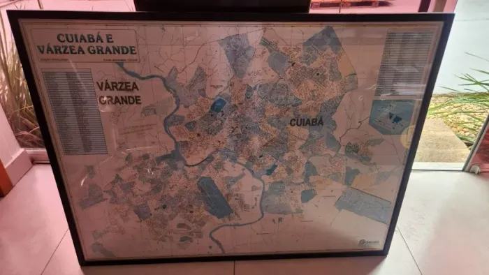 Quadro mapa Cuiabá e Várzea Grande com tela de vidro 119 cm x 90 cm