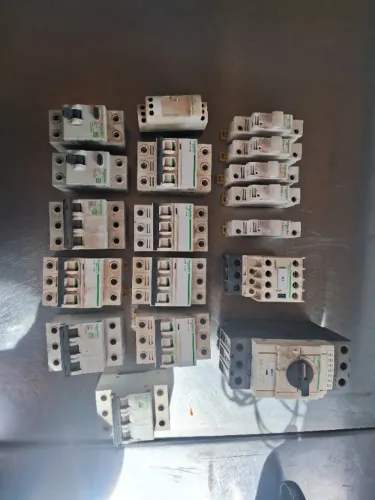 Lote Material Elétrico Industrial Schneider Siemens ABB Steck