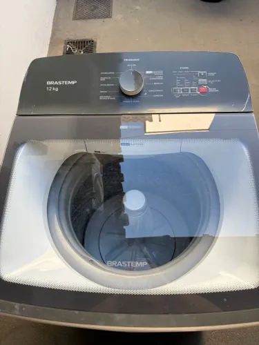 Máquina de lavar roupas Brastemp 12kg
