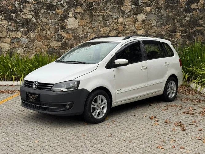 Volkswagen Spacefox 1.6/ 1.6 Trend Total Flex 8V 5P 2013