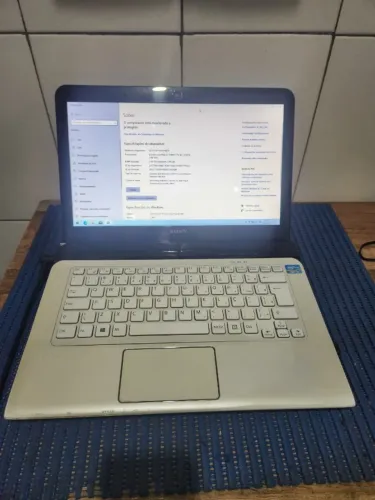 Notebook Sony Baio I3 2.40Ghz 3°Geração + 4Gb Memoria - Sem HD e Sem Fonte  