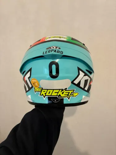 Capacete KYT número 58