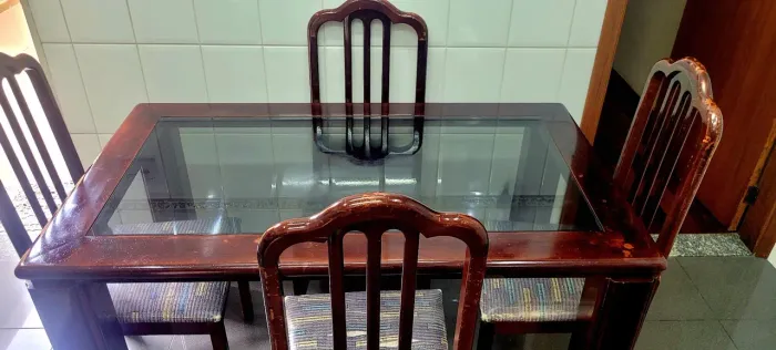 Mesa de cozinha Mogno
