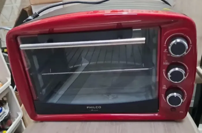 Forno elétrico retrô Philco 30 litros, 127 v, seminovo, funcionando perfeitamente