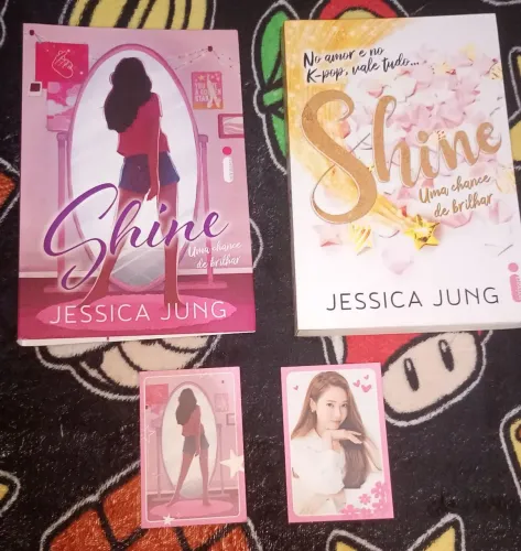 Livro "Shine: Uma chance de brilhar" de Jessica Jung