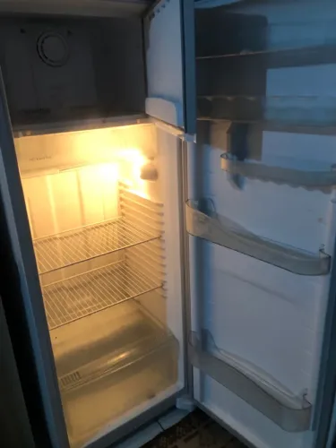 vendo geladeira