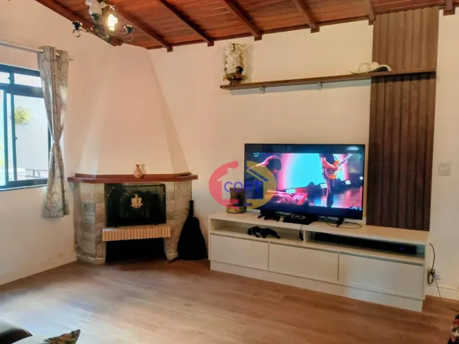 Casa à Venda no Condomínio Country Club Arujá/SP