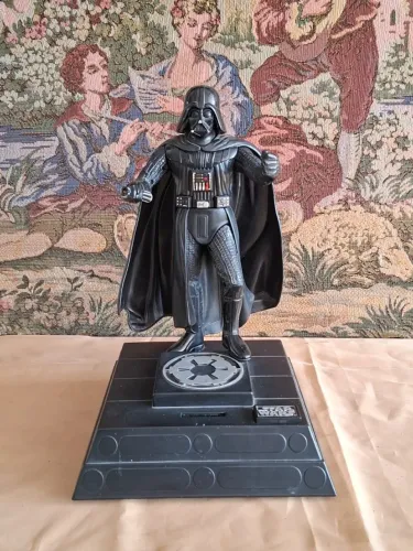 Cofre colecionável figura de Darth Vader (sem teste) conforme fotos! Vintage 1996