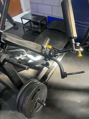 Máquina para musculação 