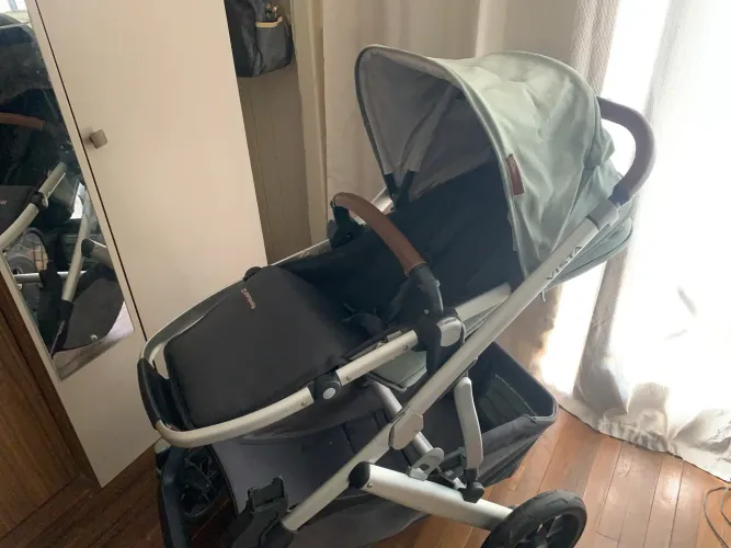 Carrinho de passeio Uppababy vista V3 de tamanho completo Ú,
