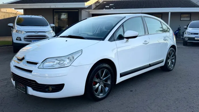 Citroen C4 GLX 1.6 Flex 16V 5P Mec. 2011