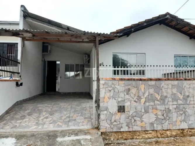 CASA no ITAUM com 1 quartos para LOCAÇÃO, 40 m²