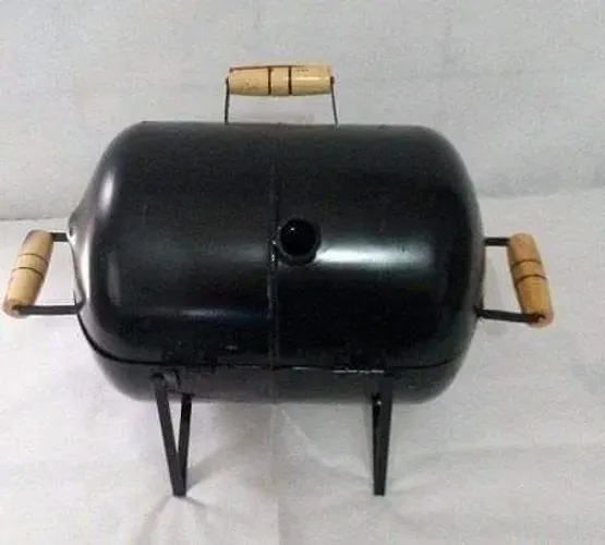 Mini churrasqueira a bafo