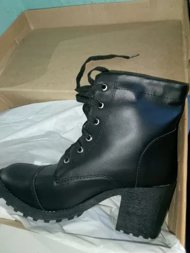 Vendo bota coturno salto grosso médio
