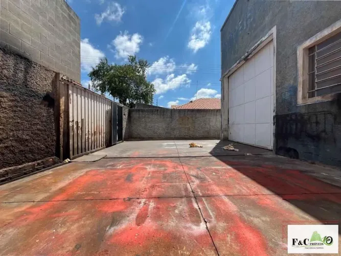Barracão para Locação em Limeira, Vila Claudia, 1 banheiro, 4 vagas