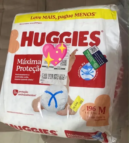 Fraldas/pacote/huggies shortinho tamanho M