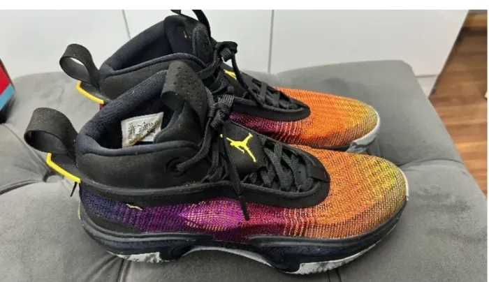 Air Jordan 36 (sunset). Tamanho 43