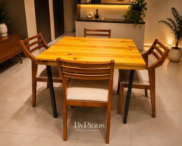 Mesa em Madeira - Exclusiva