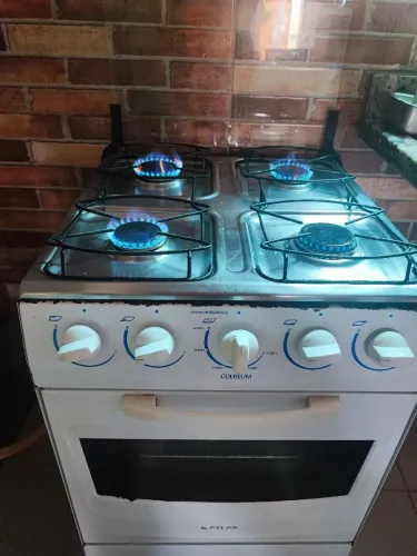 Fogão 4 bocas forno funciona tudo perfeito # Não entrego #