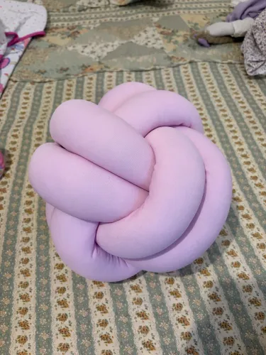 Almofada decorativa nó escandinavo rosa