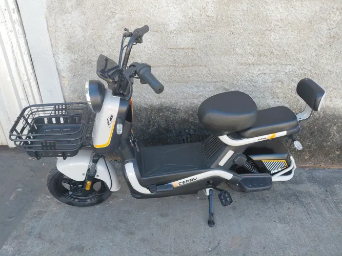 Moto elétrica