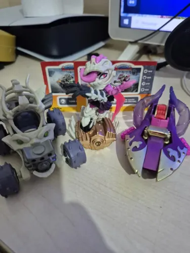 SKYLANDERS SUPERCHARGERS 3 PACK: BONE BASH ROLLER BRAWL, TOMB BUGGY E SPLATTER SPLASHER