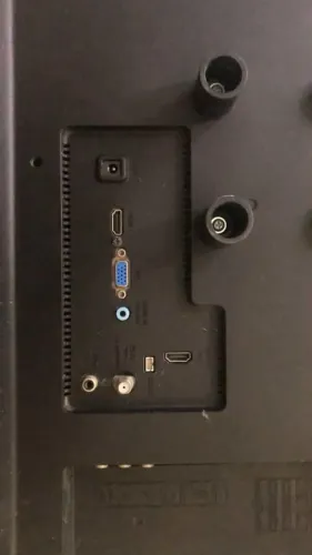 Vendo monitor de.24 polegadas