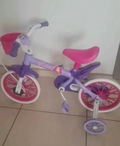 Bicicleta Infantil (2 à 3 anos)