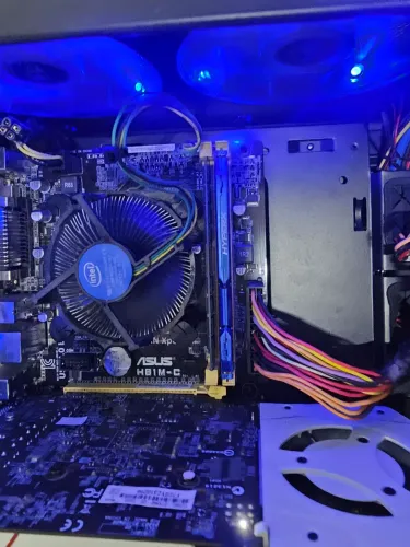 Pc gamer de entrada / core i3 / 16 gigas / gtx 960ti/ ssd 120/ Windows 11 pro