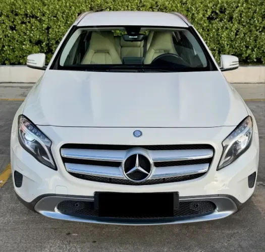 Mercedes-Benz GLA 200 Adv. 1.6/1.6 TB 16V Flex Aut. 2016