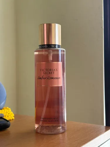 Body Splash Victoria?s Secret Amber Romance 250ml - Original - Novo, nunca usado!
