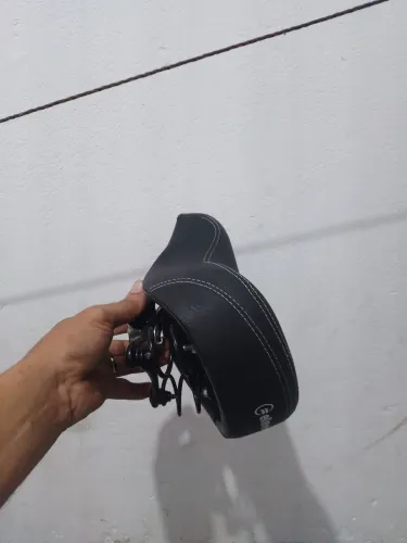 Cela zerada de bicicleta 