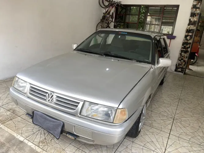 Volkswagen Santana Glsi / GLS 1.8/ 2.0 (álcool) 1992