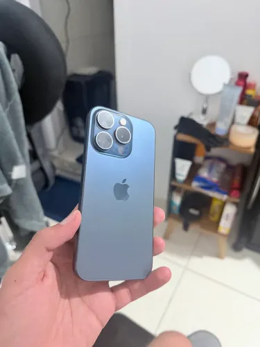 iPhone 15 PRO 128 gb AZUL TITÂNIO