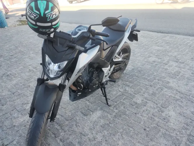 Moto cb 300 2026 28.000