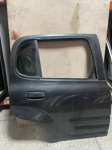 Porta Traseira Direito Uno Vivace 2011/2021
