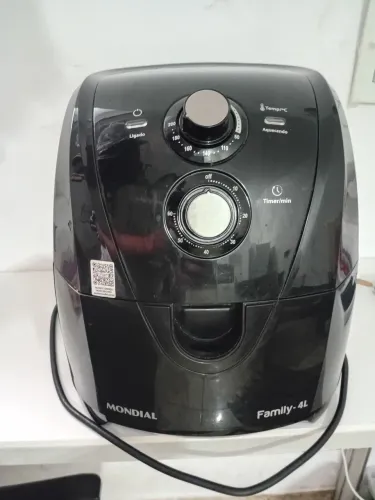 VENDO FRITADEIRA ELÉTRICA 4L