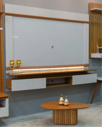 Painel NT1370 com Portas Deslizantes e Detalhe Canelado p/ TV até 75? - Entrega Imediata