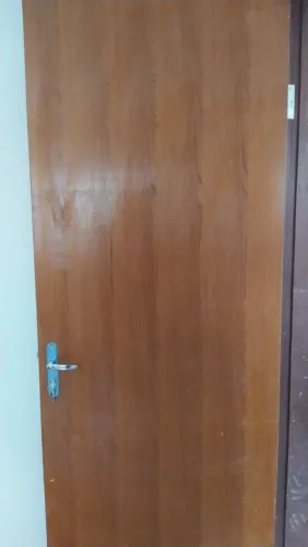 03 portas de prancheta c/ fechadura