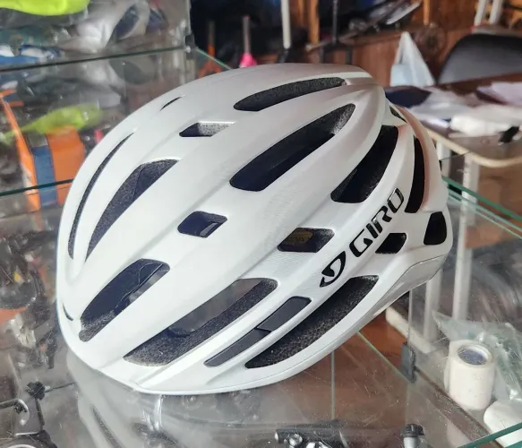 Capacete Giro Agilis P