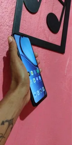 Vende-se Realme C63