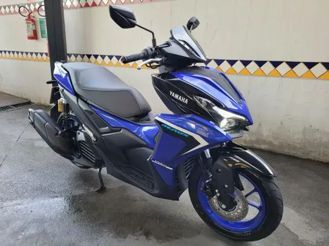 Yamaha AEROX CONNECTED ABS
