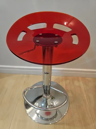 4 banquetes Rivatti acrilico vermelho