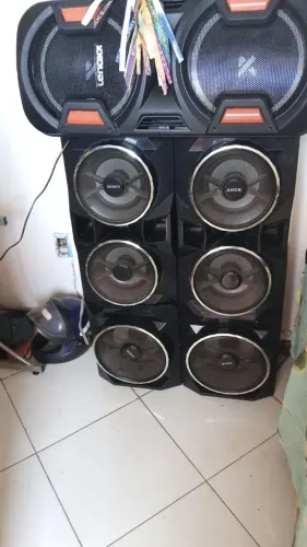 Caixa de som SONY RGB SEM RADIO