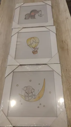 Trio de quadros 20 x 20 laca branca e vidro para decorar o quartinho do seu bebe