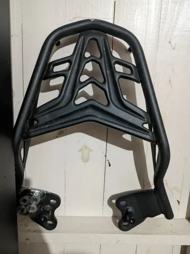 Vendo suporte baú CB 300f 