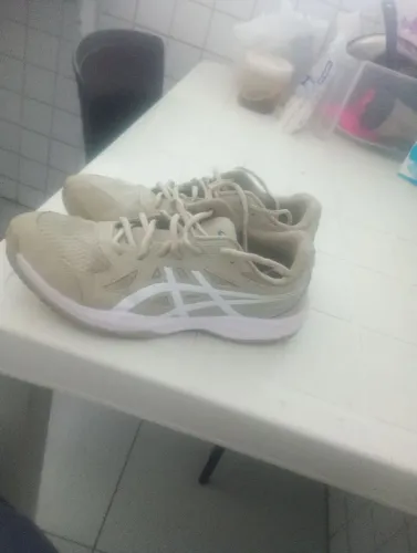 Tênis asics UPcourt6