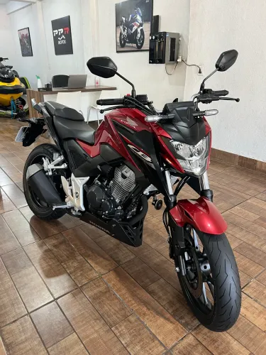 CB300F TWISTER CBS 24/25 VERMELHA